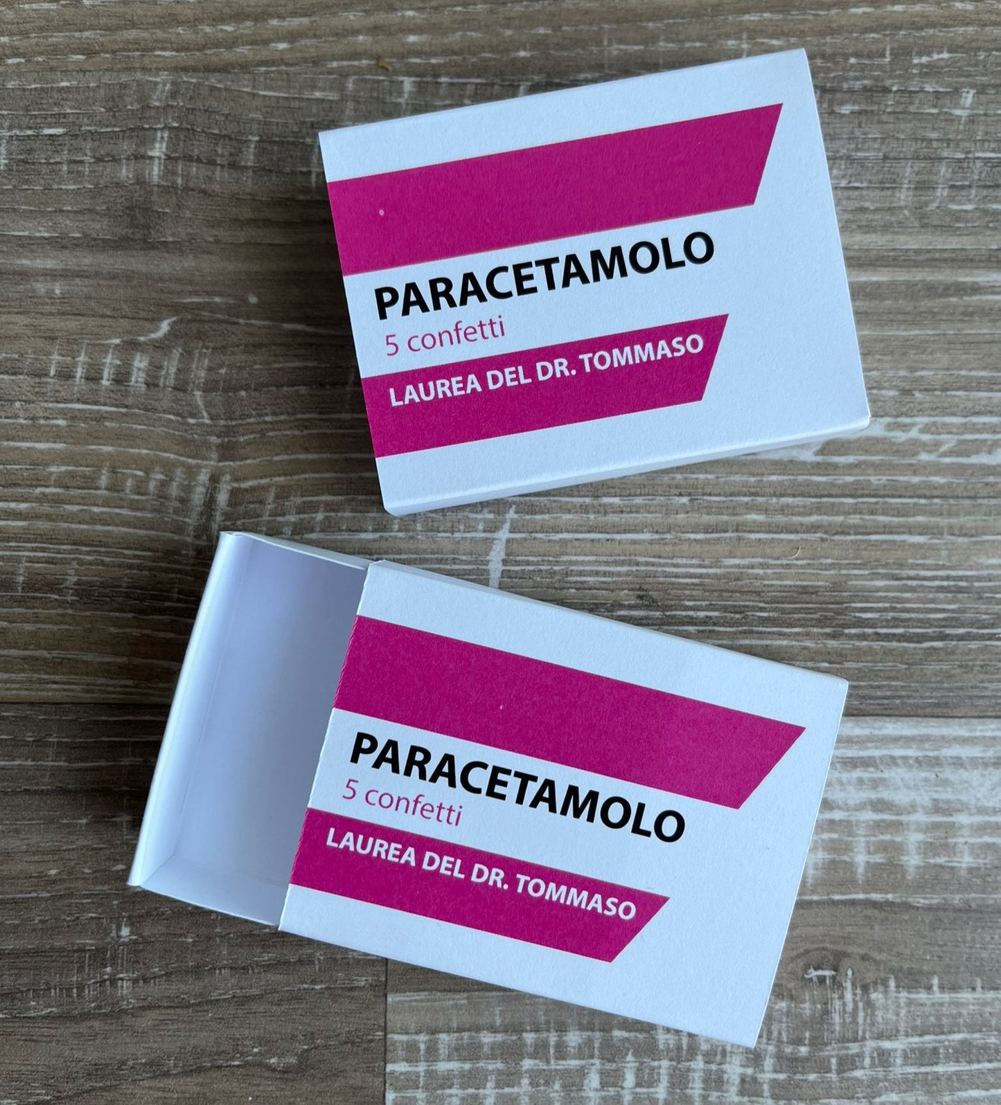 Scatolina portaconfetti Laurea Paracetamolo