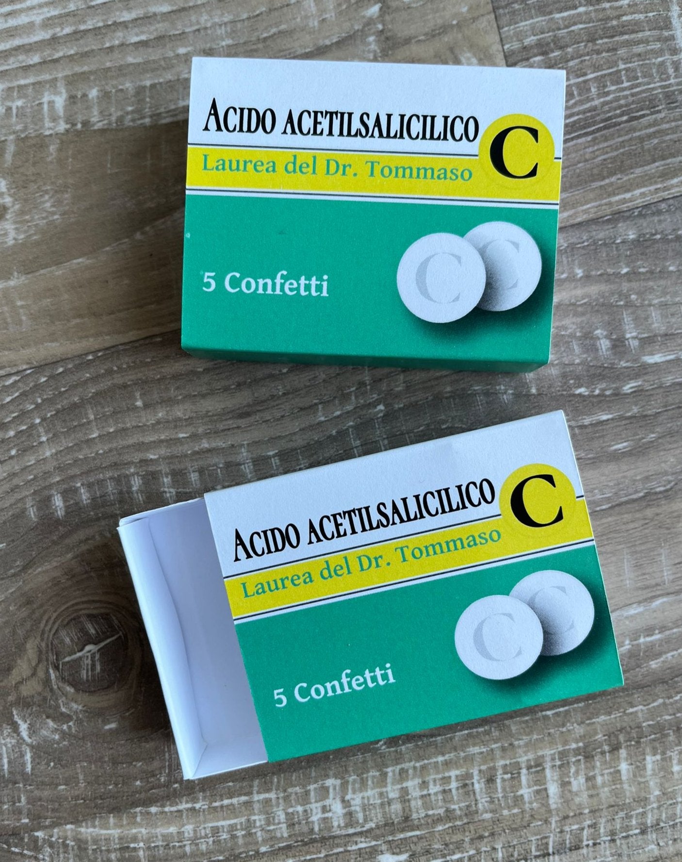 Scatolina_portaconfetti_Laurea_ACETIL