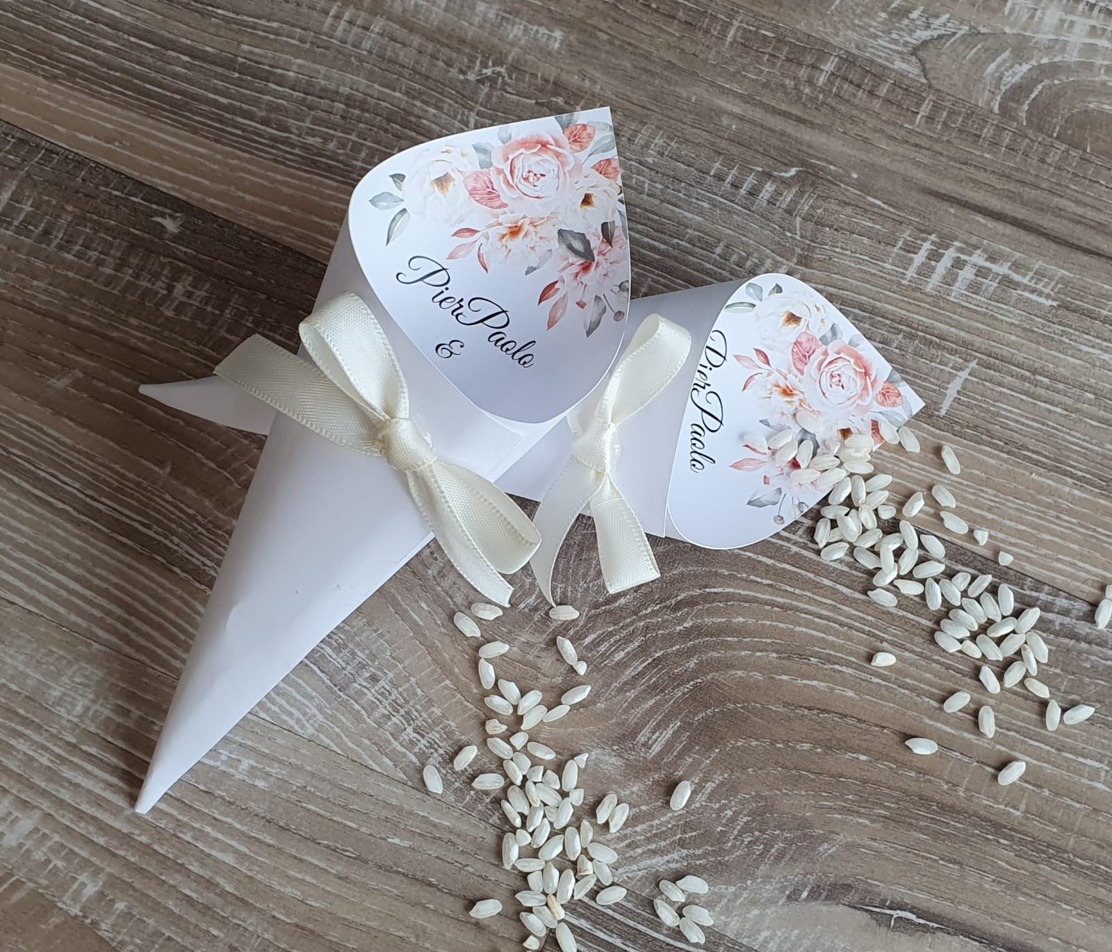 Cono Riso Personalizzati Matrimonio - FIORI – shop-weddingtableau